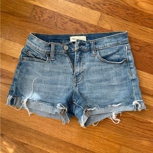 Gap shorts